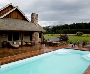 Krásny horský bazén