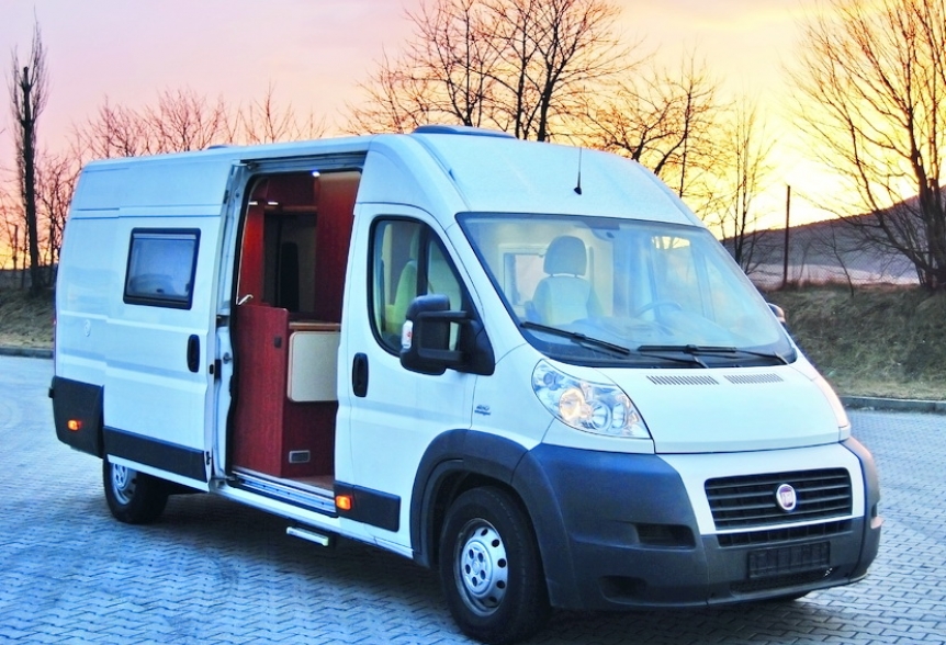 Karavan ušitý na mieru